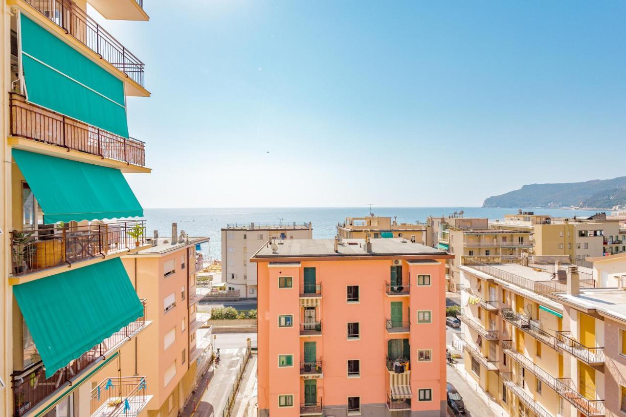 Appartamento Vista Mare Di Marco Spotorno Esterno foto